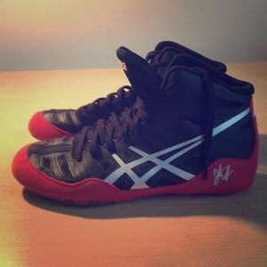 ASICS wrestling shoes size 7